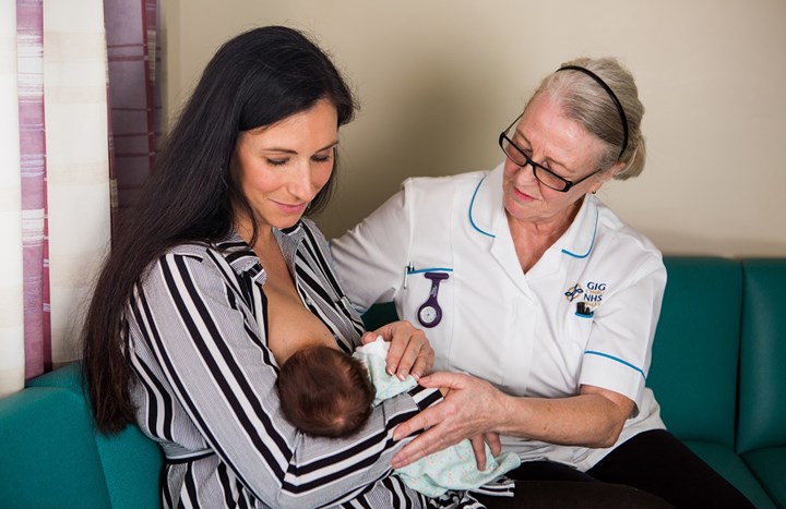 More midwives needed to support women with infant feeding choices says RCM