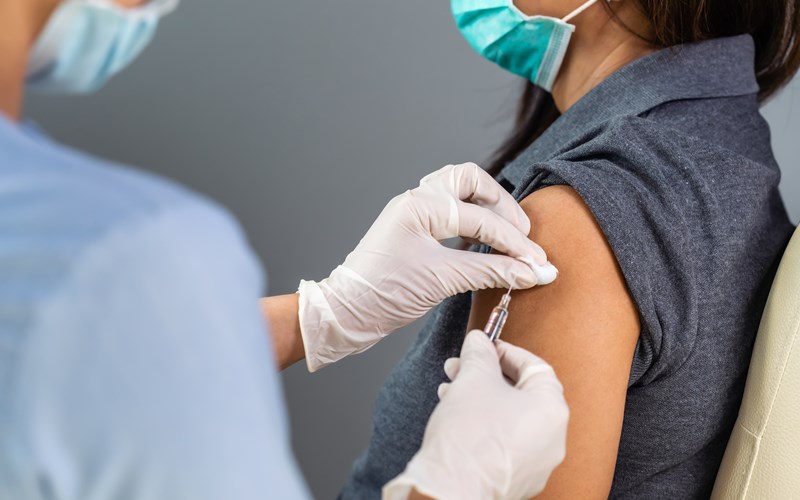 Mandatory COVID vaccination for NHS staff